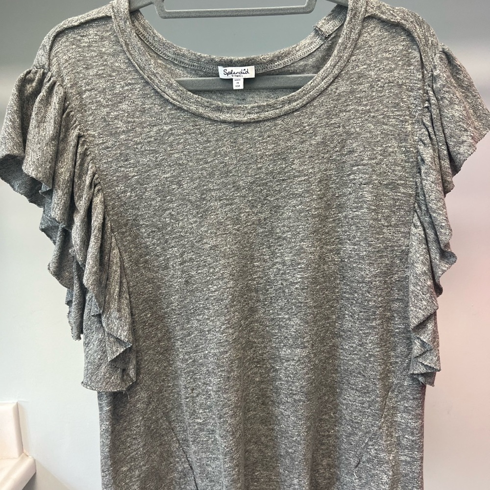 Splendid gray EUC cap sleeve tee with ruffles XS